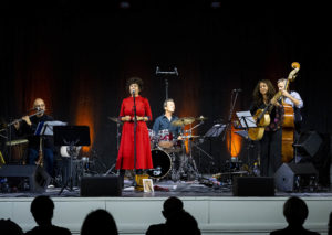 Jutta Glaser und Band beim Festakt zur Sanierung des Alten Stadtsaals Speyer