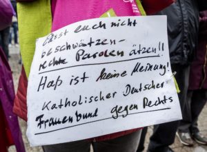 Plakat des katholischen Frauenbundes