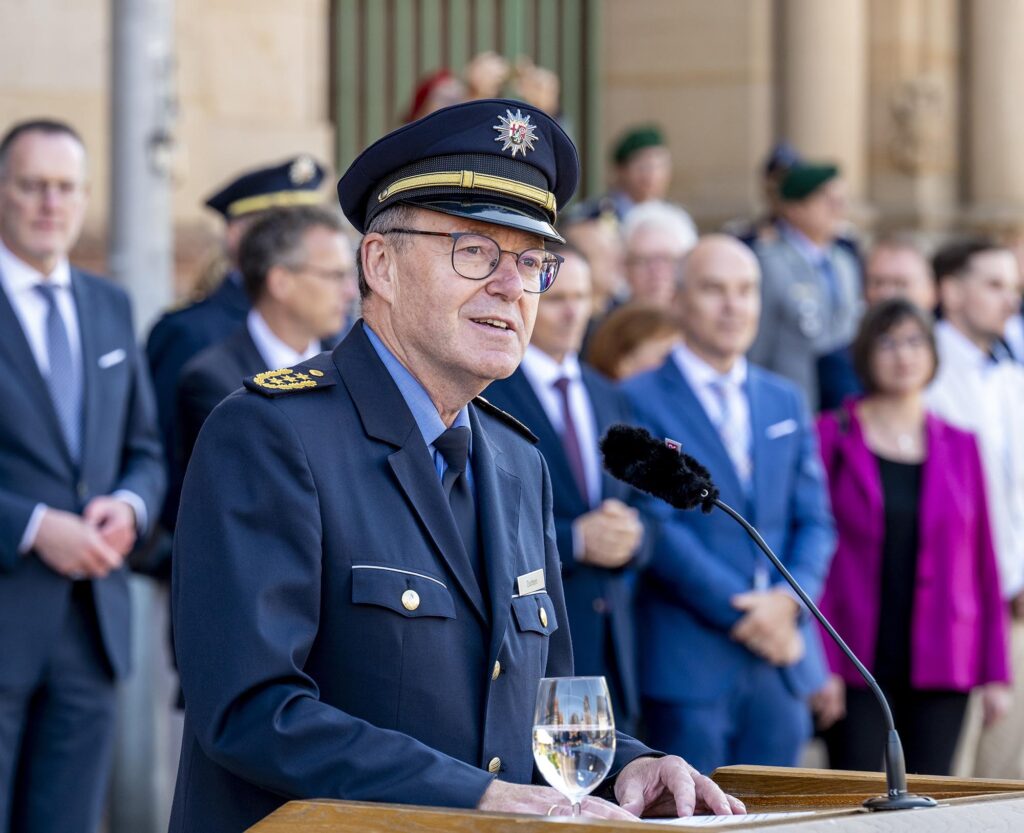 Inspekteur der Polizei Friedel Durben bei seiner Rede