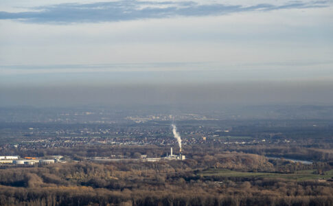 Inversionswetterlage über der pfälzischen Ebene